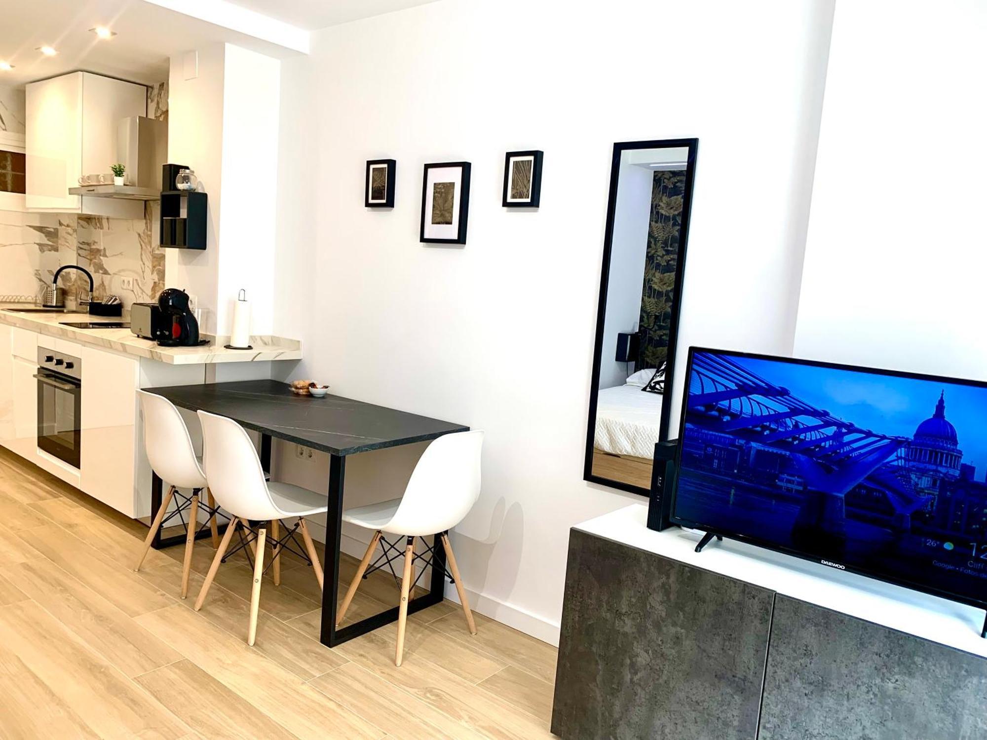Apartamento Premium Con Piscina - Recepcion 24 Hs Беналмадена Екстериор снимка